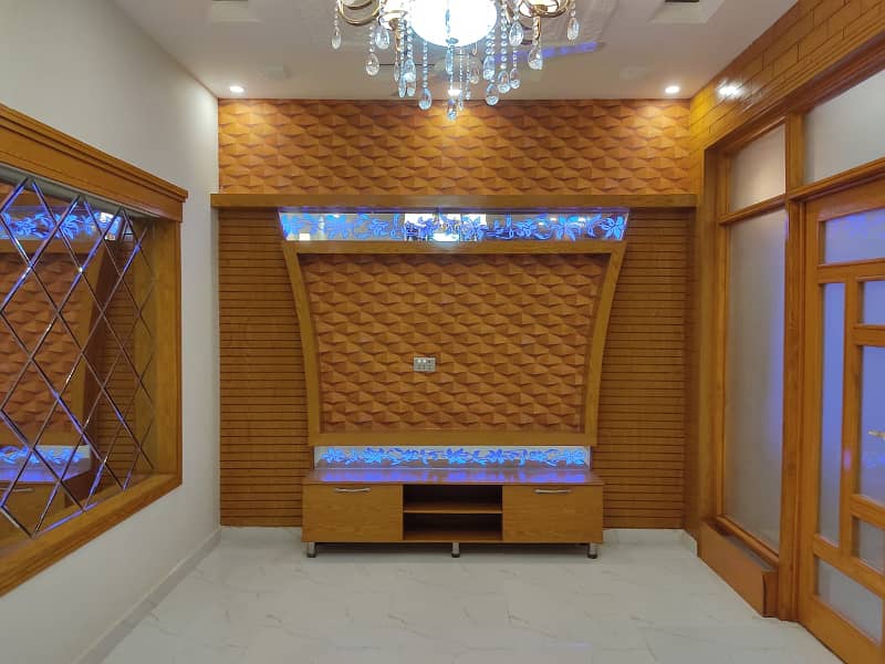 5 Marla Luxury Non Furnished House For Rent in Bahria Town Lahore 8