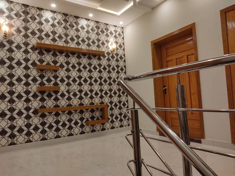 5 Marla Luxury Non Furnished House For Rent in Bahria Town Lahore 10