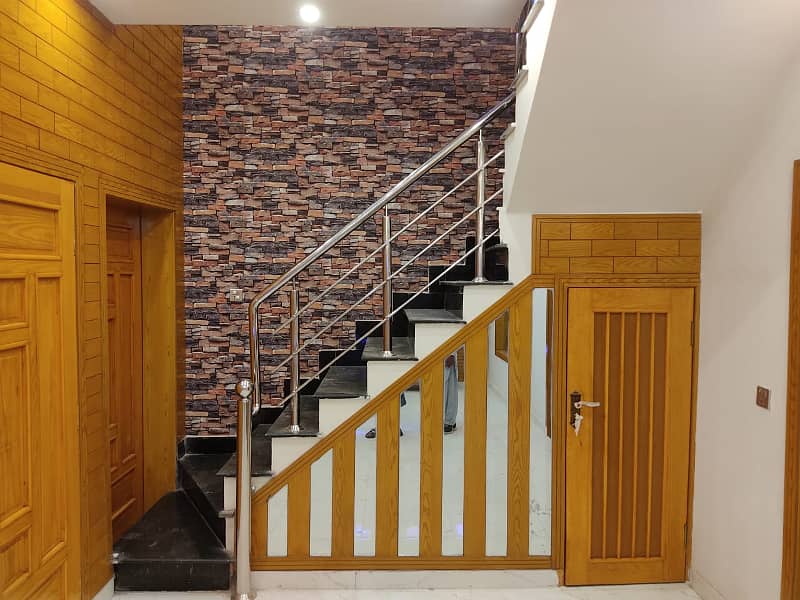 5 Marla Luxury Non Furnished House For Rent in Bahria Town Lahore 11