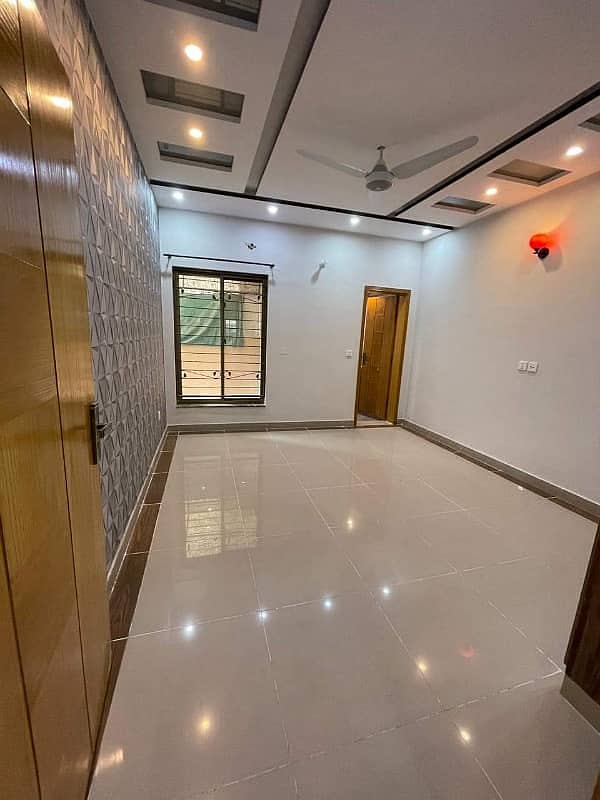 8 Marla Luxury Non Furnished House For Rent in Bahria Town Lahore 4