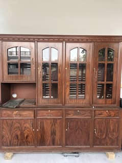 Large Size Showcase with 4 Window Doors