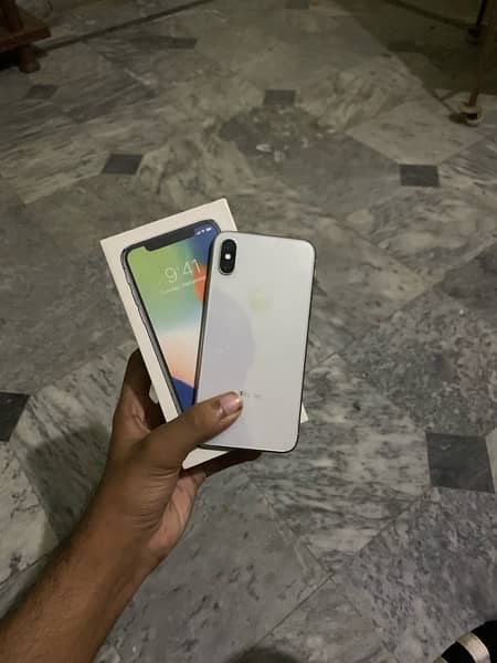 i Phone X 64GB PTA Approved (JV) With BoX 03407355171 0