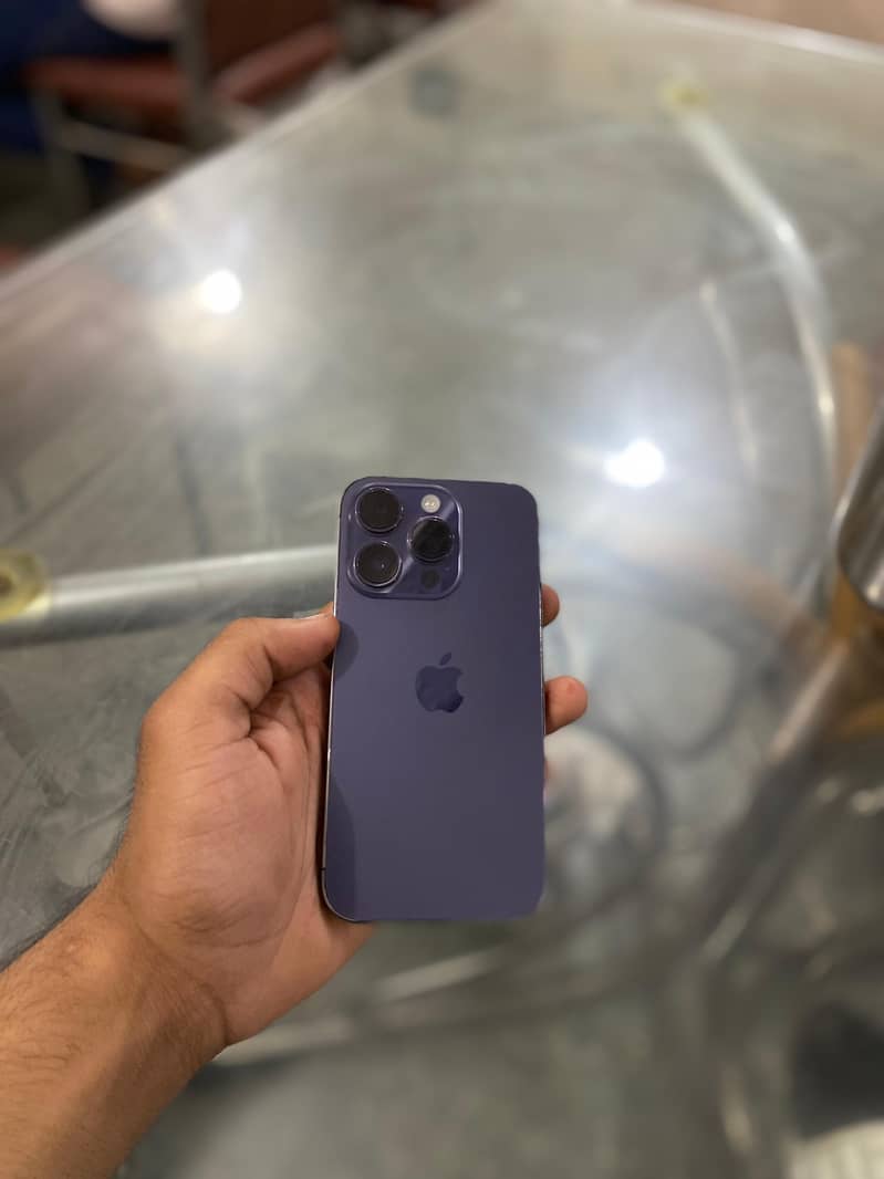 Iphone 14 pro 128Gb Jv Contact 0/3/1/0/4/0/1/5/9/9/0 whatspp BH 94% 0