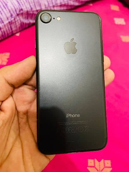 Iphone 7 32 Gb Condition 10/9 Mobile 0