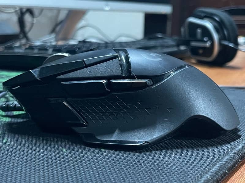 logitech G 502 hero 4