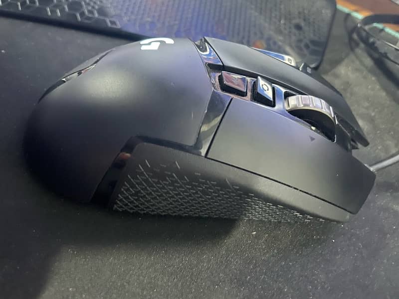 logitech G 502 hero 6