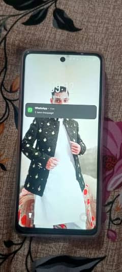 Infinix hot 40. . . . . . . 20.25 din ismat howa 10.10 condishan