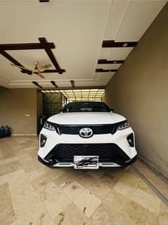 Toyota Fortuner Legender 2022