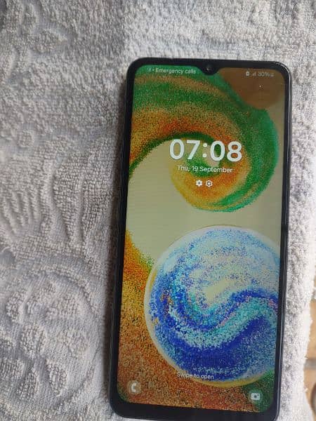 Samsung galaxy A04s 4:128- read full add 2