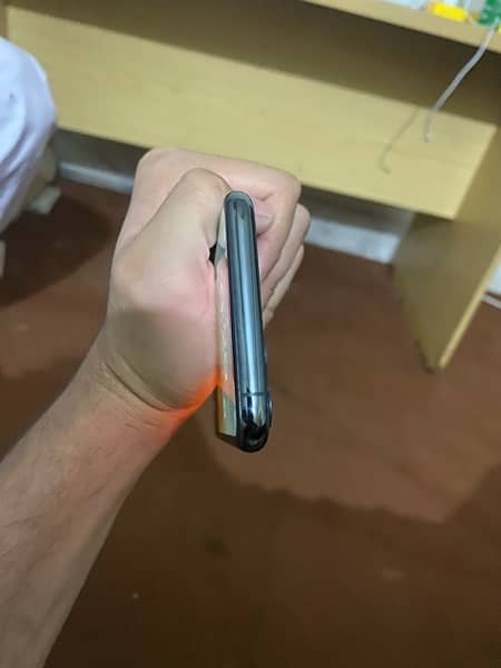 iPhone 11 pro 256GB Midnight 4