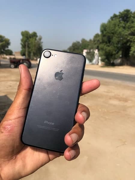 I phone 7 non sim 32 gb 5