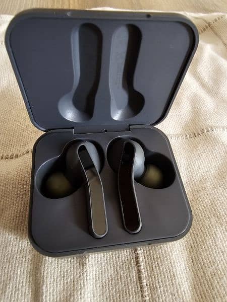 original hyphen2(USA BRAND)airpods excellent sound quality 1