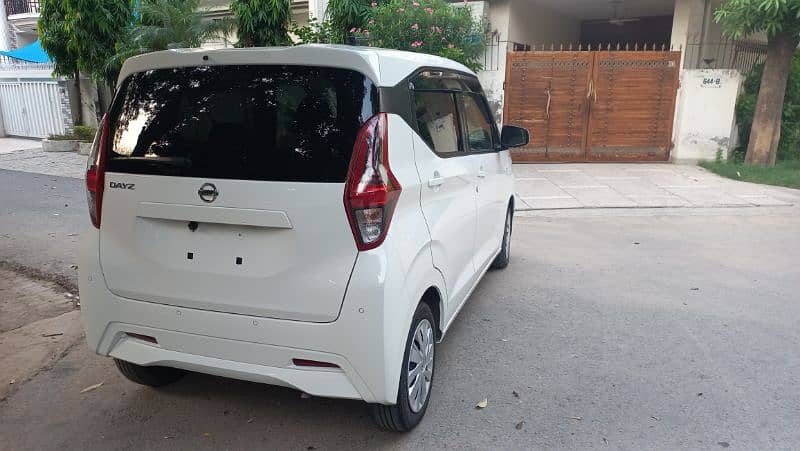 Nissan Dayz 2021 , Bonnet Spray.  Airbags Deployed 5