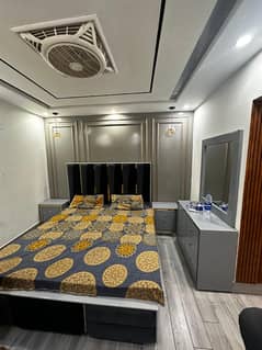 1 Bedroom VIP full furnishe flat for rent per day available in Bahia Town Lahore 0