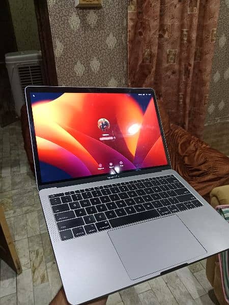 MacBook pro 2017 0