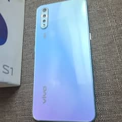 Phone Vivo S1.4+1/128. With Box.