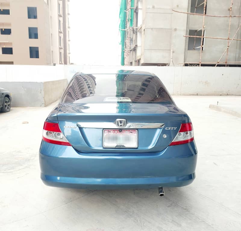 Honda City IDSI 2005 Outstanding car Urgent sell 5