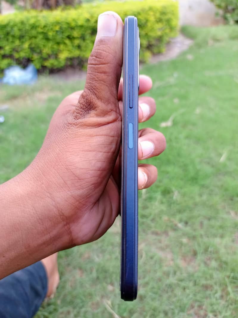 Infinix Note 11 6 128gb Lush Condition with box & Original charger 21k 4