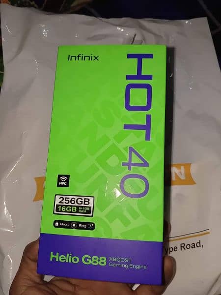 Infinix hot 40 condition 10/10 ok 3