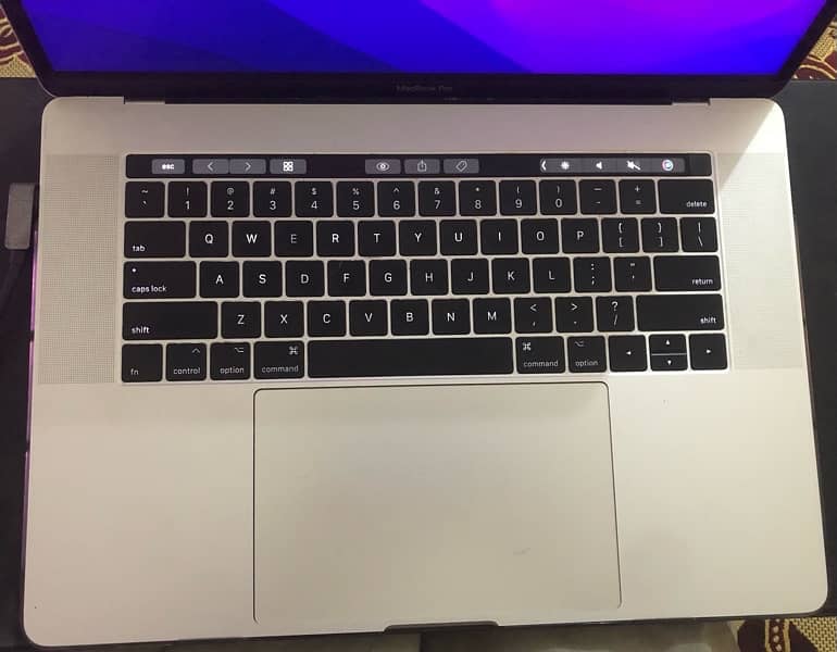 MacBook Pro (15-inch, 2017 3