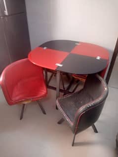 SMALL DINING TABLE WITH 2 CHAIRS