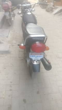 Honda 125 modal 19