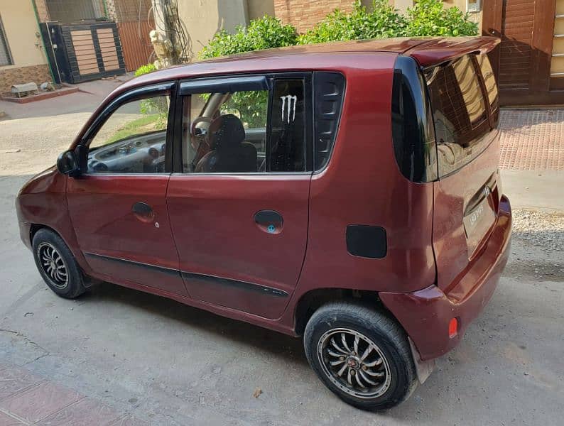 Hyundai Santro 2002 family used jenuin condition 3