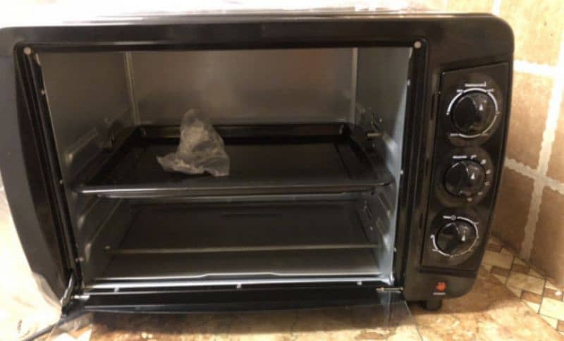 Black & Decker Oven Toaster Griller TRO55- 35 Litre 3