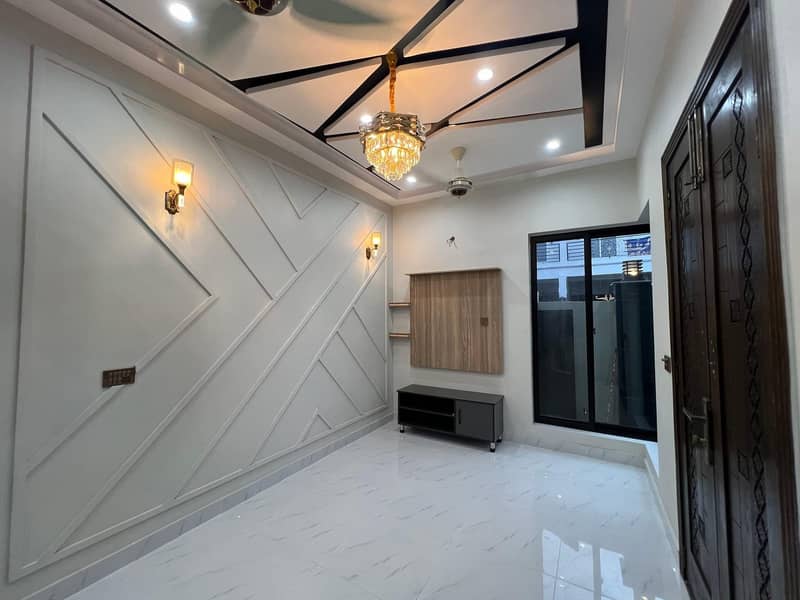 3 Marla Very Beautiful Modern House For Sale Hottest Location In Shadab Garden Ferozpur Road Lahore Near Pak Arab/Allied Brothers 4