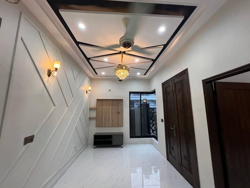 3 Marla Very Beautiful Modern House For Sale Hottest Location In Shadab Garden Ferozpur Road Lahore Near Pak Arab/Allied Brothers 6