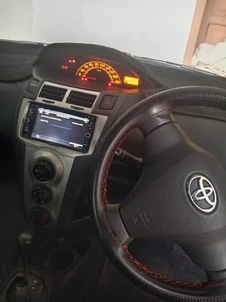 Toyota Vitz 2008 6