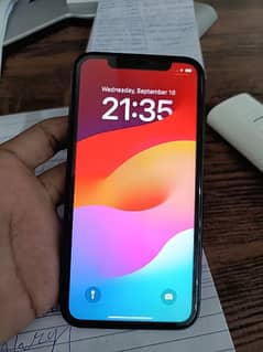 iphone 11 64 gb jv just 3 days use pin pack 100 health