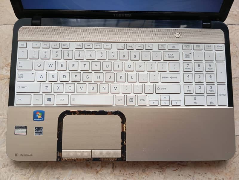 Toshiba Dynabook T552-47fk, core i5 (3rd generation) 4