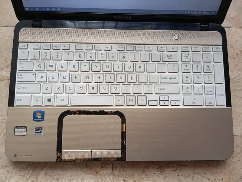 Toshiba Dynabook T552-47fk, core i5 (3rd generation) 6