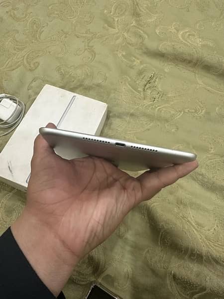 IPAD MINI 5 6