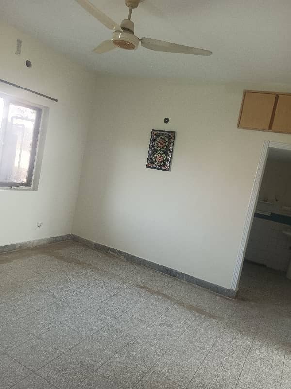 G-11/4 PHA C-Type 3rd Floor Flat For Rent 4