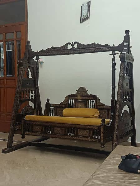 Very beautiful swing jhola for sale 2