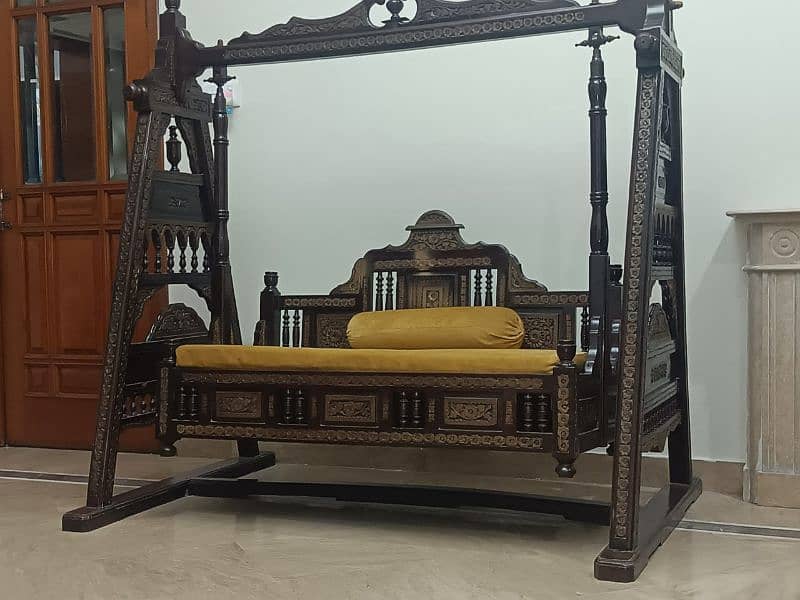 Very beautiful swing jhola for sale 5