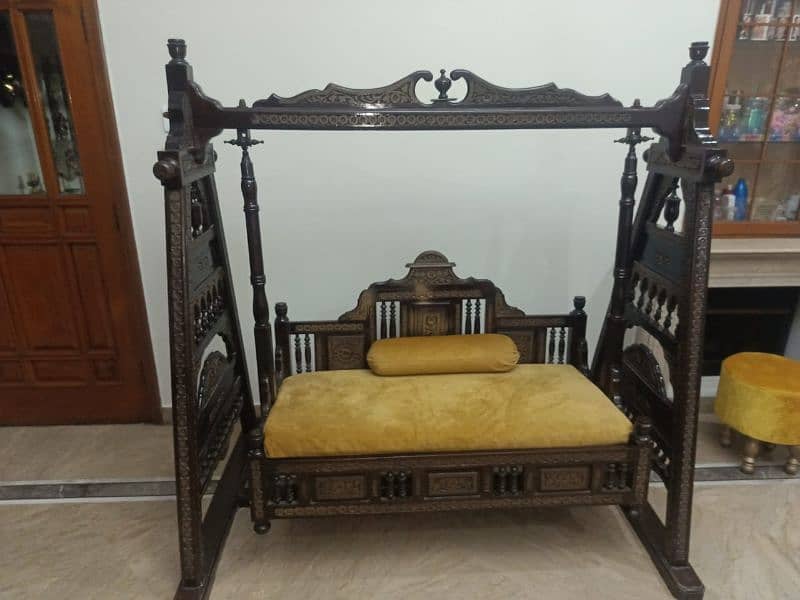 Very beautiful swing jhola for sale 6