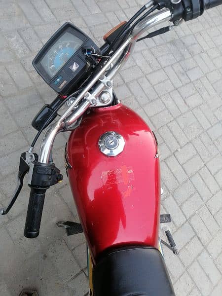 Honda CD 70 2014 urgent sale 2