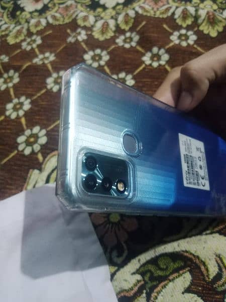 Infinix hot 11play 10/10condition 2