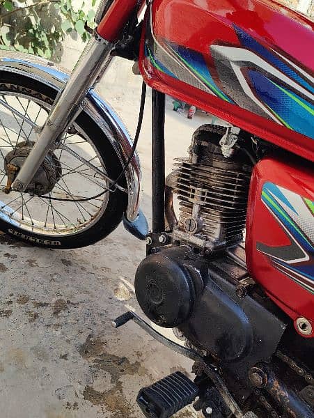 Honda 125 Lush Condition 2