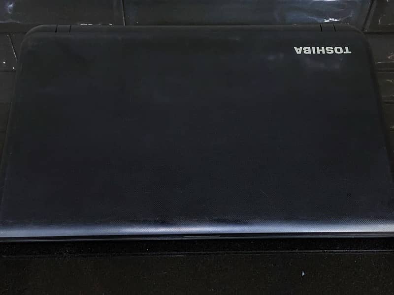 Laptop Toshiba 2