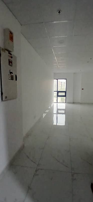 Brand New Office 1448 Square Feet Office Prime Space Available For Rent In Grand Square Mall 13