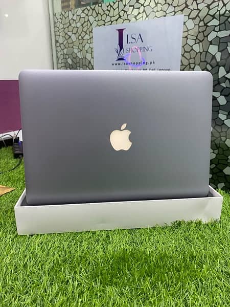 MACBOOK PRO 2015|Air 2017 with box 10/10 |Whatsapp 03215984936 6