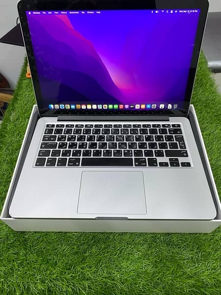 MACBOOK PRO 2015|Air 2017 with box 10/10 |Whatsapp 03215984936 7