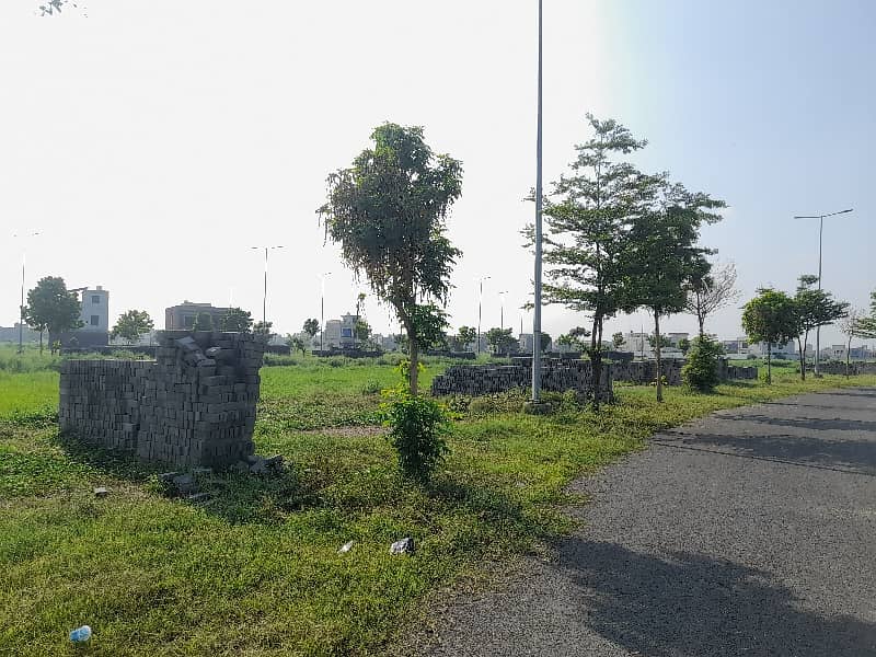 Get A Prime Location 5 Marla Residential Plot For Sale In Ajwa City 12