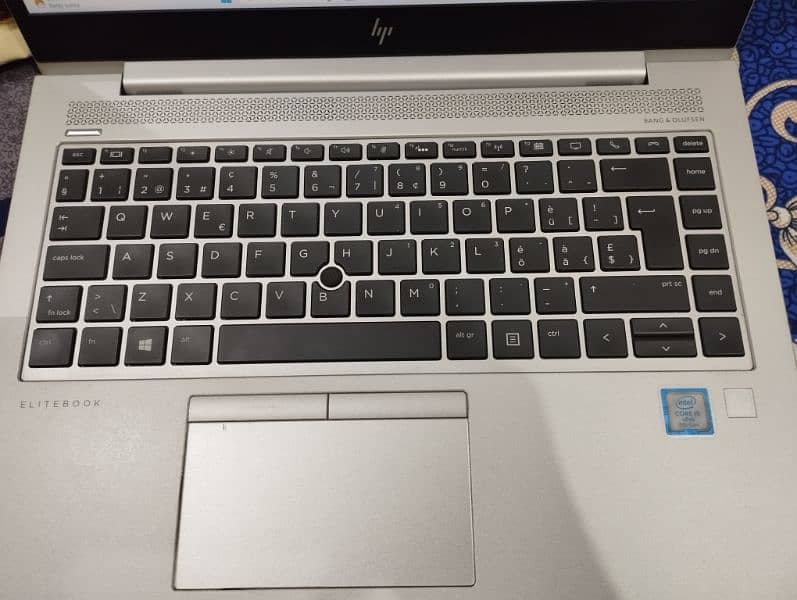 HP Elitebook 840 g5 6