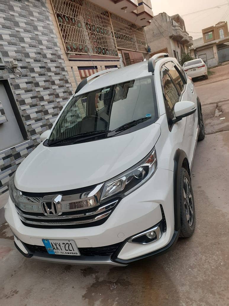 Rent A Car in Islamabad , Honda accord , Land Cruiser , BRV , APV , 9