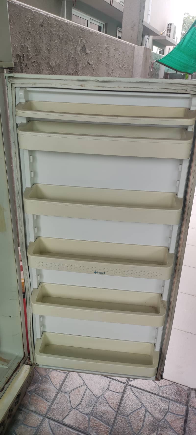 Indesit Refrigerator, Made in Italy, in Behtreen Working Condition 5